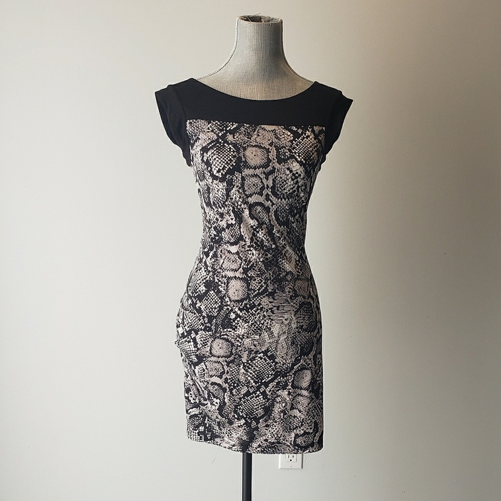BCBG | Delia Dress